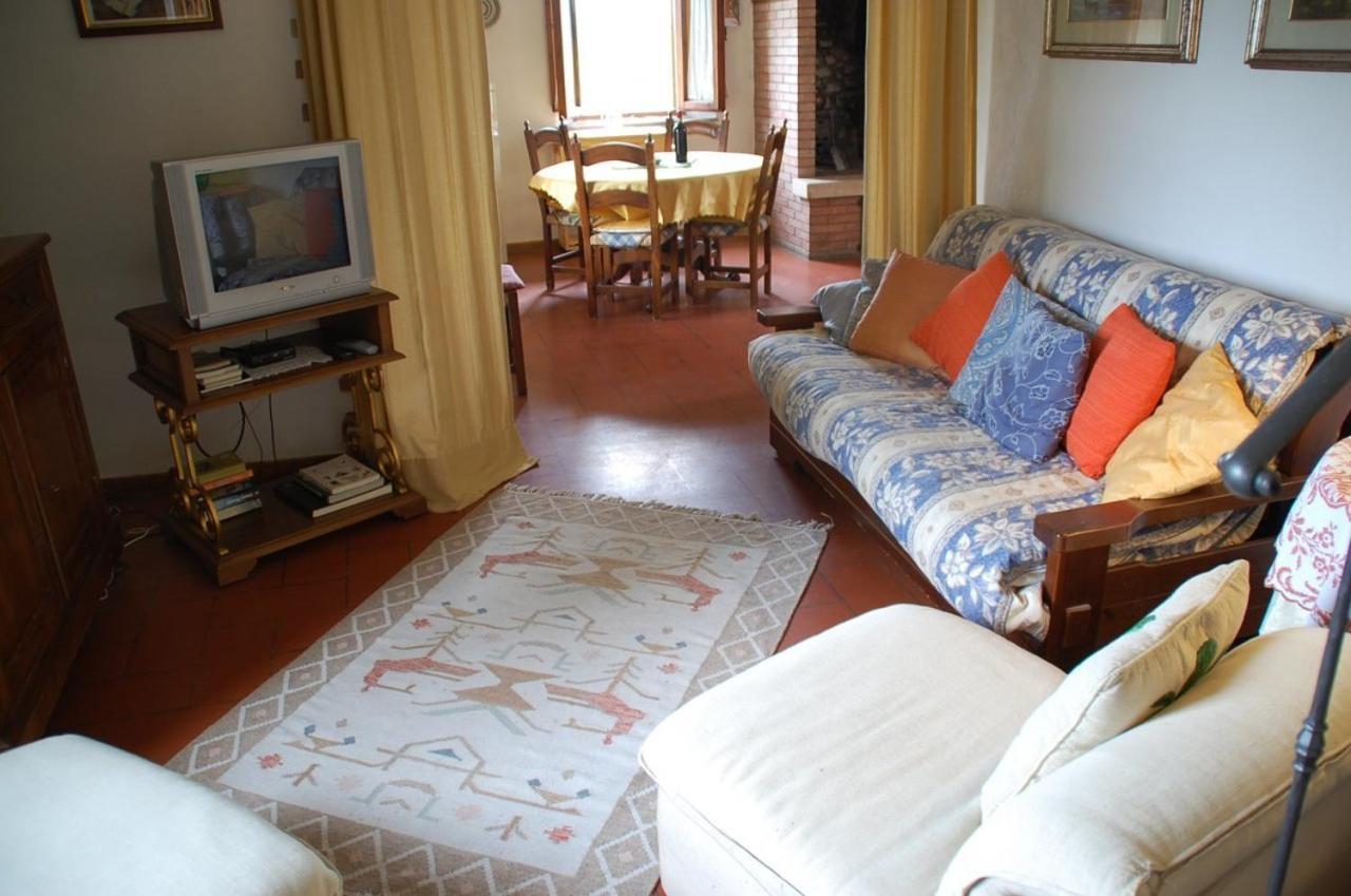Due Piani Villa Barberino di Val dʼElsa Værelse billede